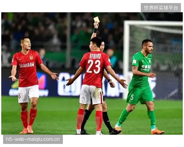 德萨布雷需确定点球大战主罚顺位，巴坎布和维萨在俱乐部的点球数据将是重要参考。